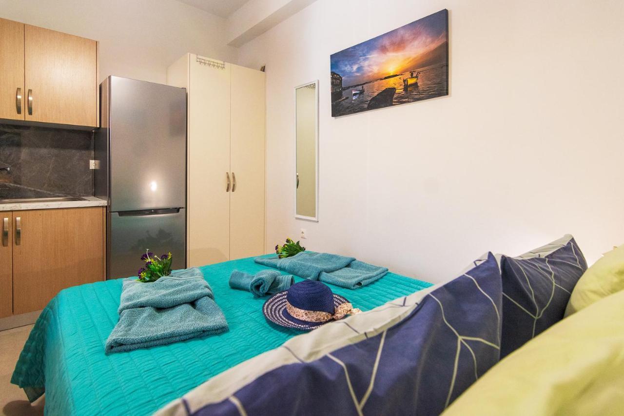 Apolafsi Apartments 2 New With Kitchen 하니아 외부 사진