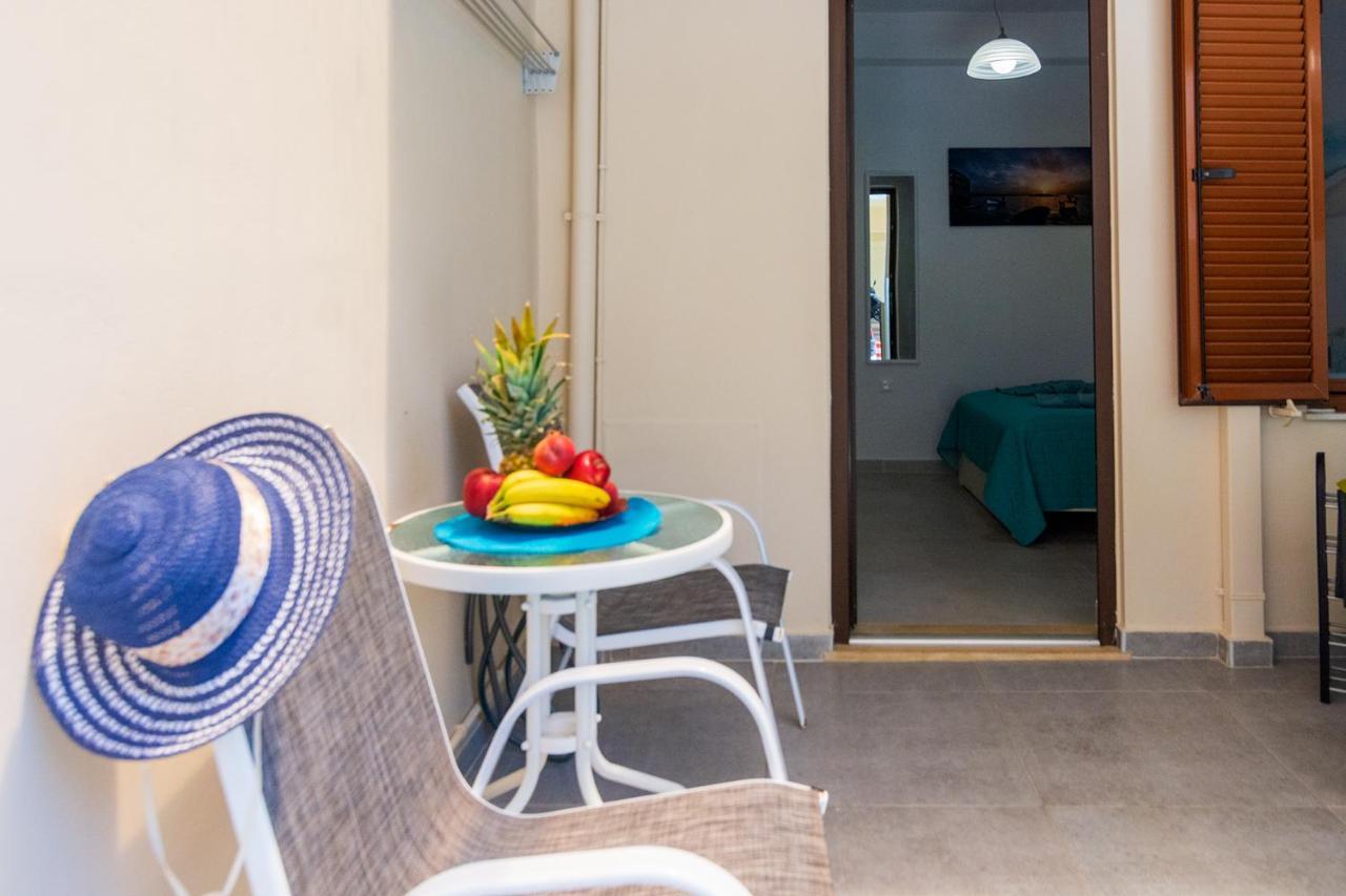Apolafsi Apartments 2 New With Kitchen 하니아 외부 사진
