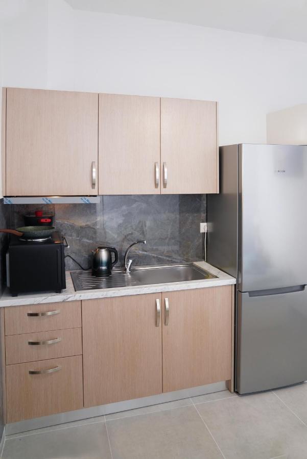 Apolafsi Apartments 2 New With Kitchen 하니아 외부 사진